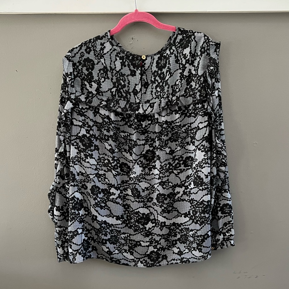 Michael Kors lace patterned blouse with back button